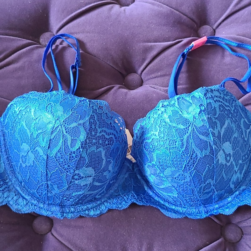 PINK VS Date Push Up NWT